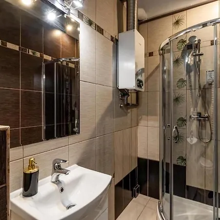 Golden - Great Location- Stays-f14 Apartman *
